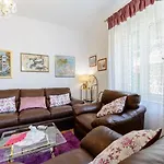 Bird Lamp Luxury Apartment Bacvice, Split